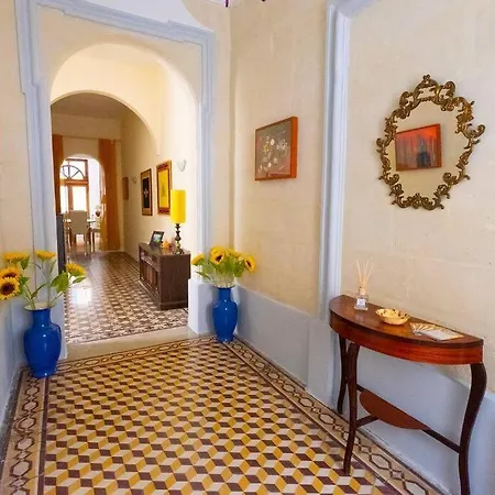 Enjoy And Relax At The Blu House Apartment *