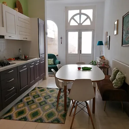 Enjoy And Relax At The Blu House *